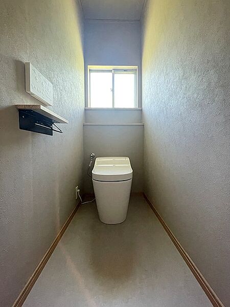トイレを拡大表示
