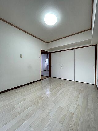 空室時の写真に...