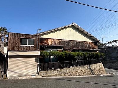 外観:山々を望める自然豊かな景観です☆四季折々の風情を感じられる立地です 外観:山々を望める自然豊かな景観です☆四季折々の風情を感じられる立地です