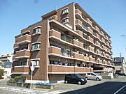 閑静な住宅街にある落ち着いた住環境です