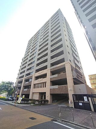 閑静な住宅街に...