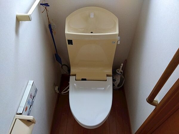 トイレを拡大表示