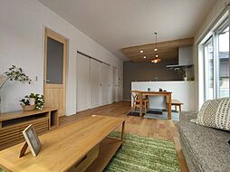 リビング/ダイニングの画像