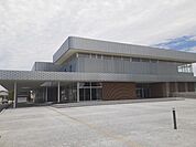豊川小坂井支所 970m