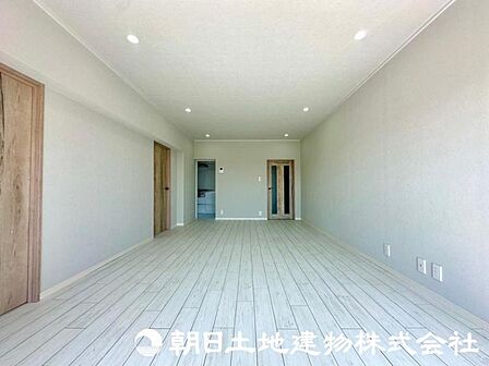 くつろぎの空間を提供し日々の疲れを癒す理想的な空間が広がります。