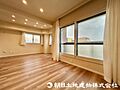 角部屋のため日...