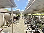 自転車の出し入れが簡単な駐輪場です！