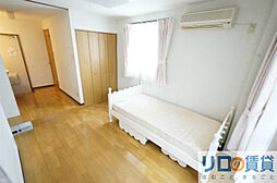 シュ・シュ 1階ワンルームのリビング/ダイニング