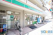 ローソンストア100淀川西三国店 478m