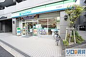 ファミリーマート淀川宮原店 393m