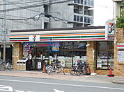 セブンイレブン大阪新深江駅南店 631m