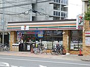 セブンイレブン大阪新深江駅南店 777m