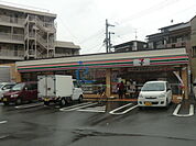 セブンイレブン大阪中川3丁目店 302m