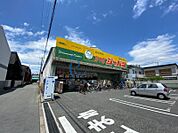 ジャパン針中野店 973m