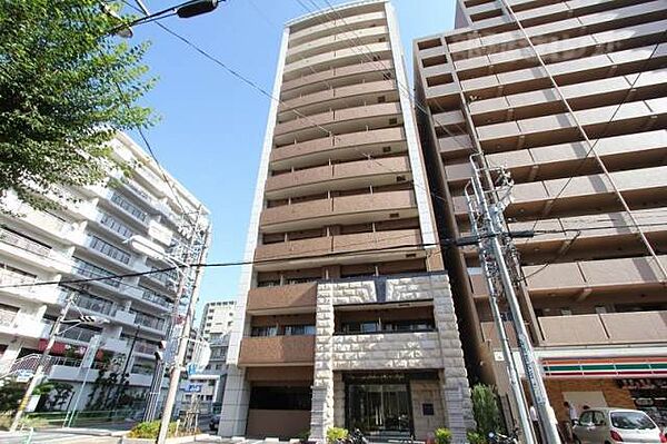 プレサンスSAKAEリバースタイル