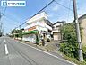 外観：前面道路