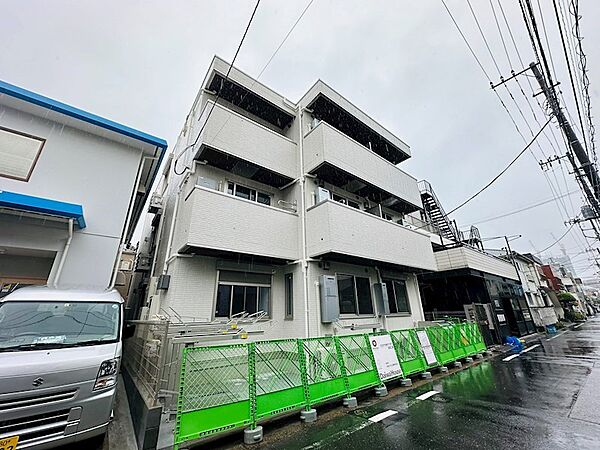 ルリアン千住緑町 301｜東京都足立区千住緑町３丁目(賃貸アパート1LDK・3階・38.05㎡)の写真 その1