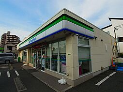 ファミリーマート西新井2丁目店（182m）