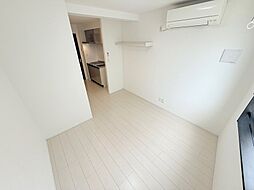 Cross　Gray町屋 202 2階ワンルームのリビング/ダイニング