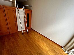 つくばエクスプレス 六町駅 徒歩17分の賃貸マンション 1階1Kのリビング/ダイニング