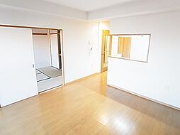 東武伊勢崎線 竹ノ塚駅 徒歩8分の賃貸マンション 12階2LDKのリビング/ダイニング