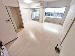 トワイライト5 1階ワンルームのリビング/ダイニング