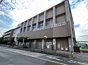 区立西新井小学校（343m）