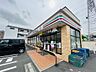 周辺：セブンイレブン 足立花保南店（506m）