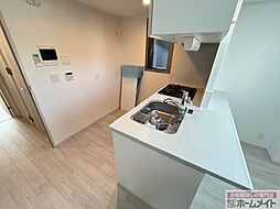 T・mission IN OSAKA　FRONT 2階1LDKのリビング/ダイニング