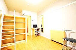 サンクチュアリ北津守 3階1Kのリビング/ダイニング