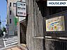 周辺：神戸市営地下鉄西神山手線「県庁前駅」 700m。相楽園や諏訪山公園、兵庫県庁の最寄駅。地下2、3階にプラットホーム。出口は7か所あります。