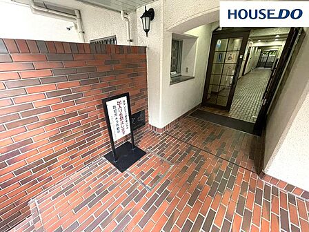 大切なペットと一緒に暮らせます（規約制限有り）♪体長50センチまでの犬・猫・小動物、観賞用の小鳥、魚等ごく一般的な室内飼育に適するもの。犬・猫は合計2匹まで。爬虫類・猛禽類・猿の飼育は禁止。
