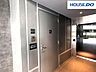その他：防災センター。S-GUARD（エスガード）24時間オンラインセキュリティシステム。異常信号が発信されると、セコムの警備員が現場に急行し、必要な通報などの対応を致します。24時間有人管理。