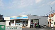 ローソン西東京北原店 徒歩7分。コンビニ 550m