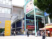 吉祥寺駅前サンロード商店街 1300m