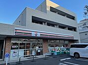 セブン-イレブン 練馬 関町吉祥寺通り店 徒歩15分。 1150m