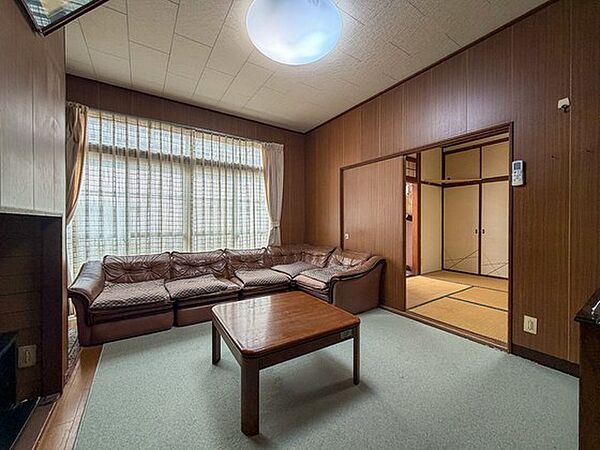 室内を拡大表示