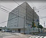 飯塚市役所（727m）