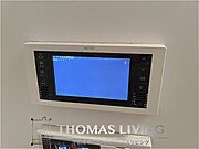浴室にTV御座いますよ。