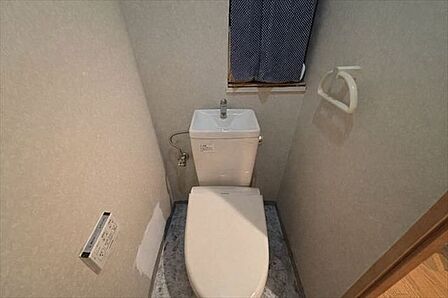 ※実際の写真から生活用品を消すCG加工をしています。無駄のないシンプルなトイレになります。