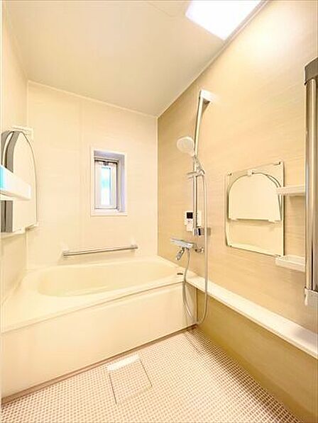 追い焚き機能付き!生活時間の違う家族には便利です◎