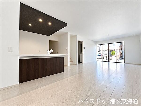 リビング/ダイニングを拡大表示