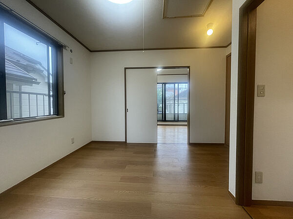洋室を拡大表示