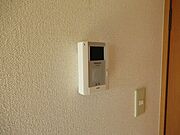 モニター付きインターホンで来客の確認