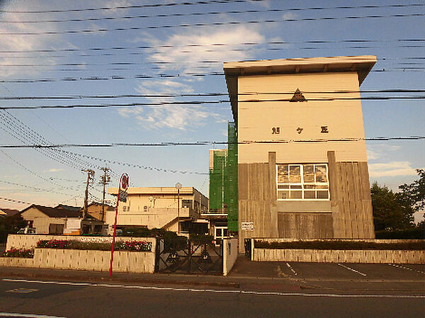 画像17:関市立旭ケ丘中学校（1412m）