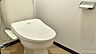 トイレ：清潔感のあるトイレは温水洗浄便座ついてます。