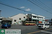 ファミリーマート 徒歩5分。コンビニ 350m
