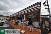 セブンイレブン大和中央6丁目店 徒歩3分。コンビニ 240m