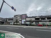 ダイソーライズモール戸塚店 徒歩10分。 770m