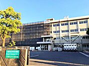 中川小学校中川小学校 1070m